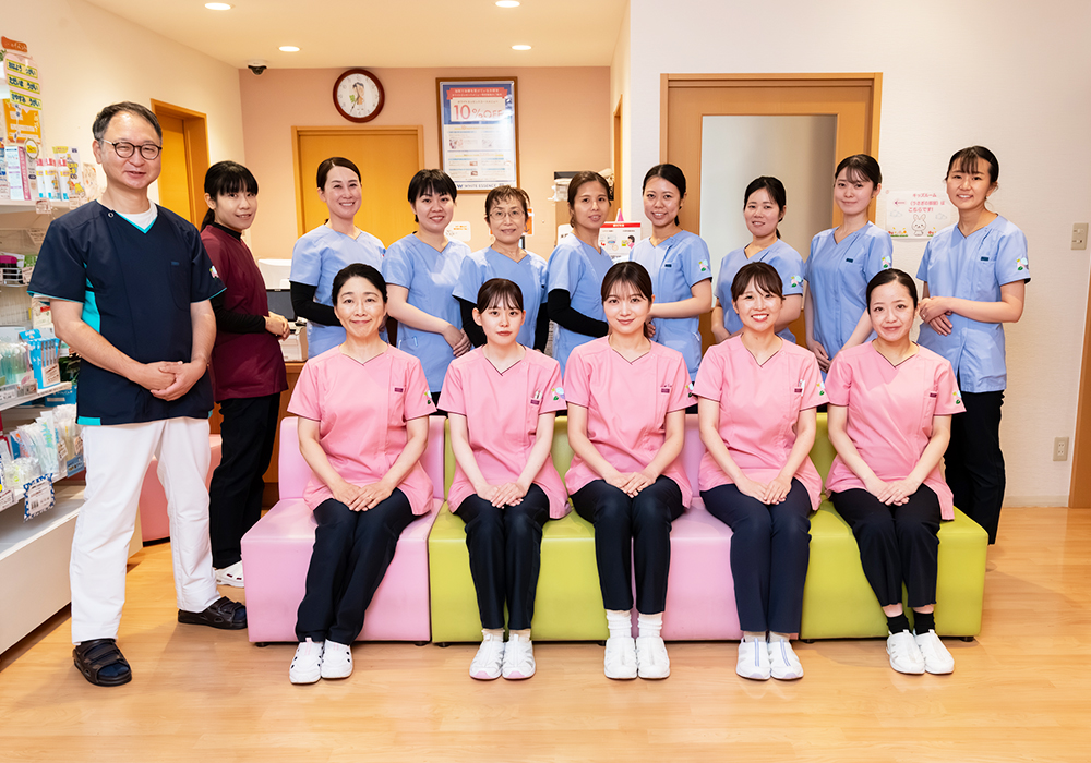 蟹江町（愛知県）の歯医者、あじさいデンタルクリニックのスタッフ